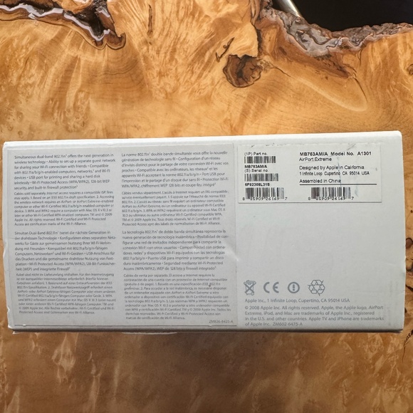 Apple Airport Extreme Wifi Extender - Picture 7 of 7